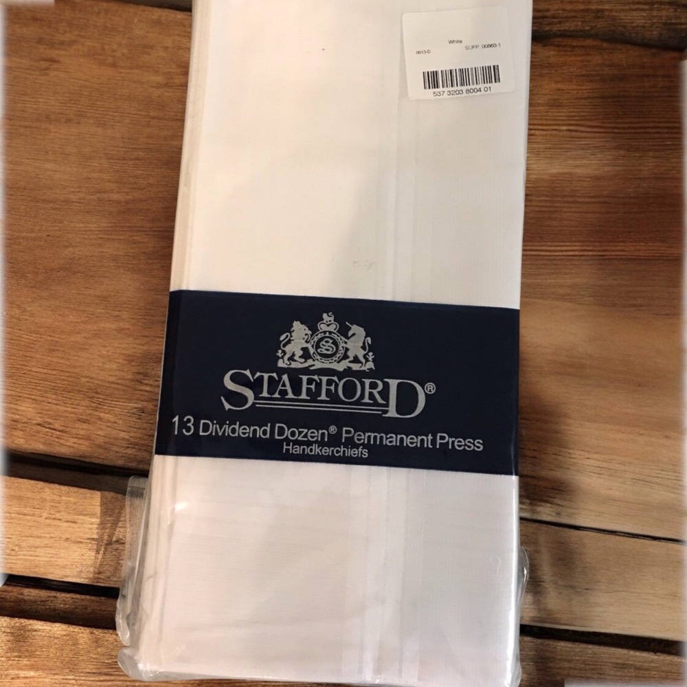 Stafford Package of 13 White 16" x16" Permanent Press Handkerchiefs NIP - Picture 1 of 2